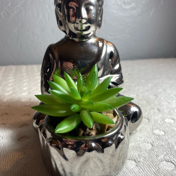 Buddha Statue & Planter Plant Pot - Picture 4 of 11